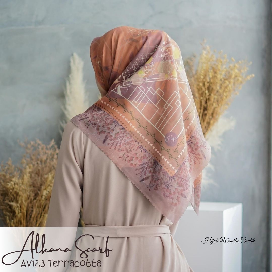 Segiempat Alkana Scarf -  AV12.3 Terracotta