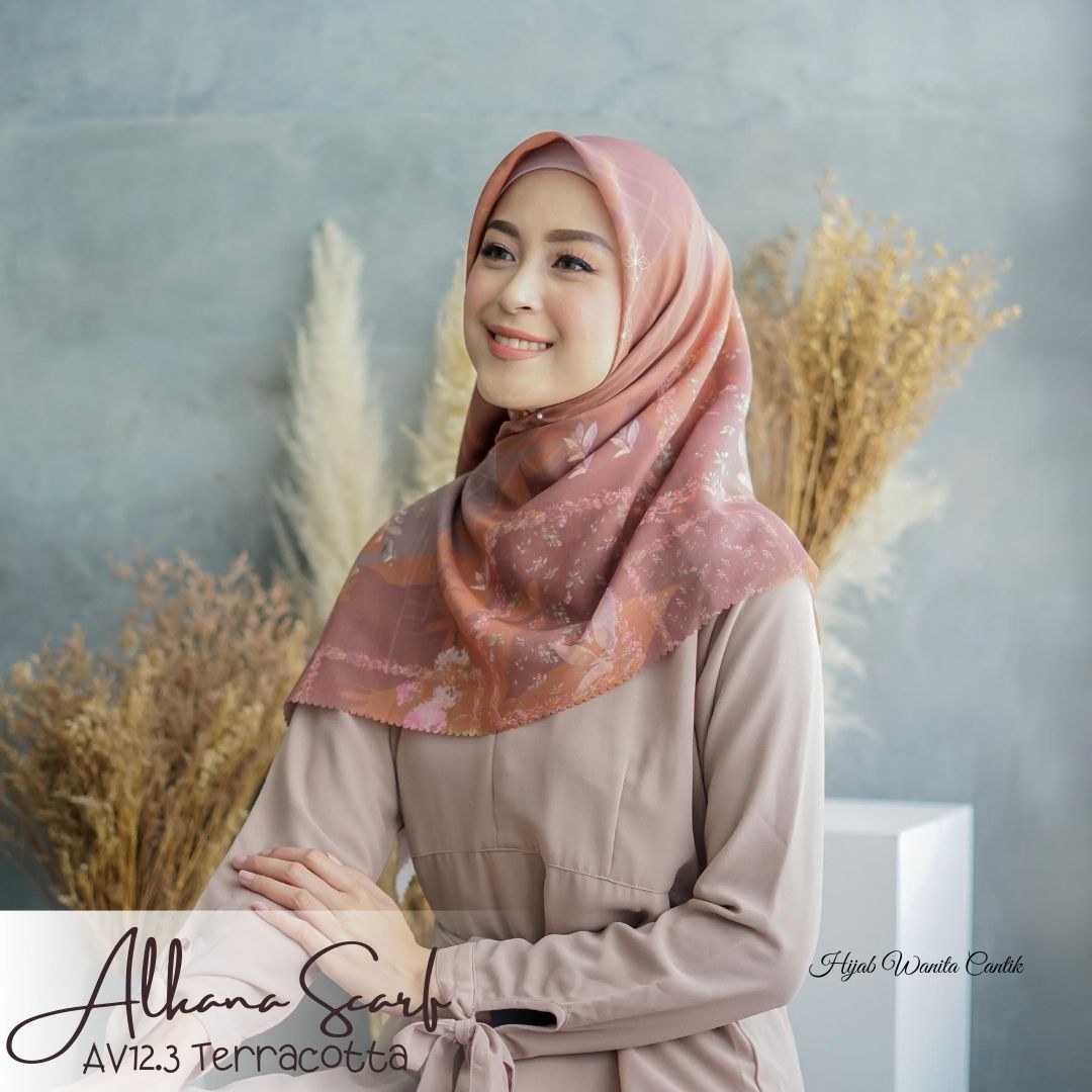 Segiempat Alkana Scarf -  AV12.3 Terracotta