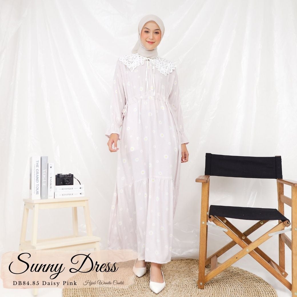 Sunny Dress - DB84.85 Daisy Pink