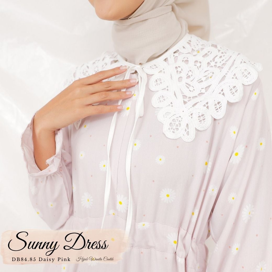 Sunny Dress - DB84.85 Daisy Pink