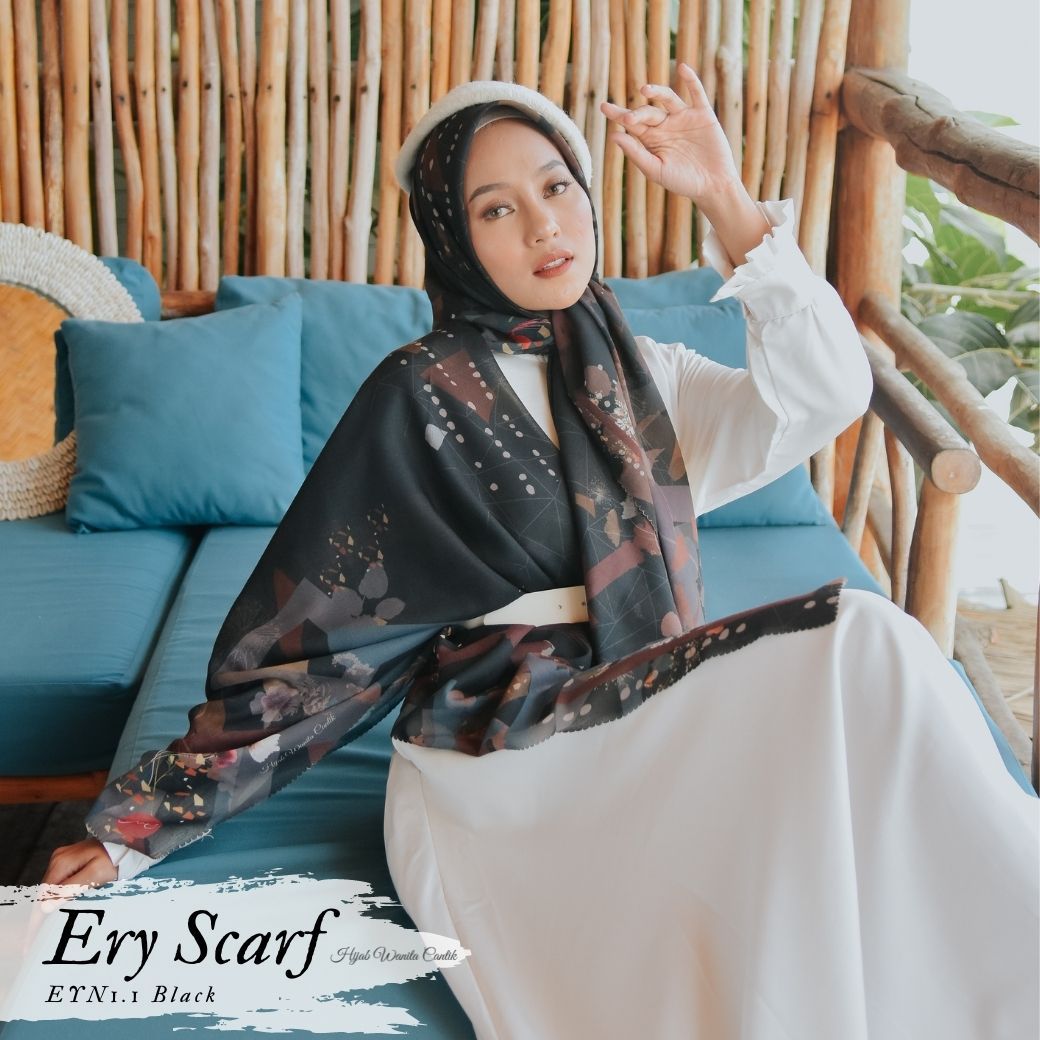 Segiempat Ery Scarf - EYN1.1 Black