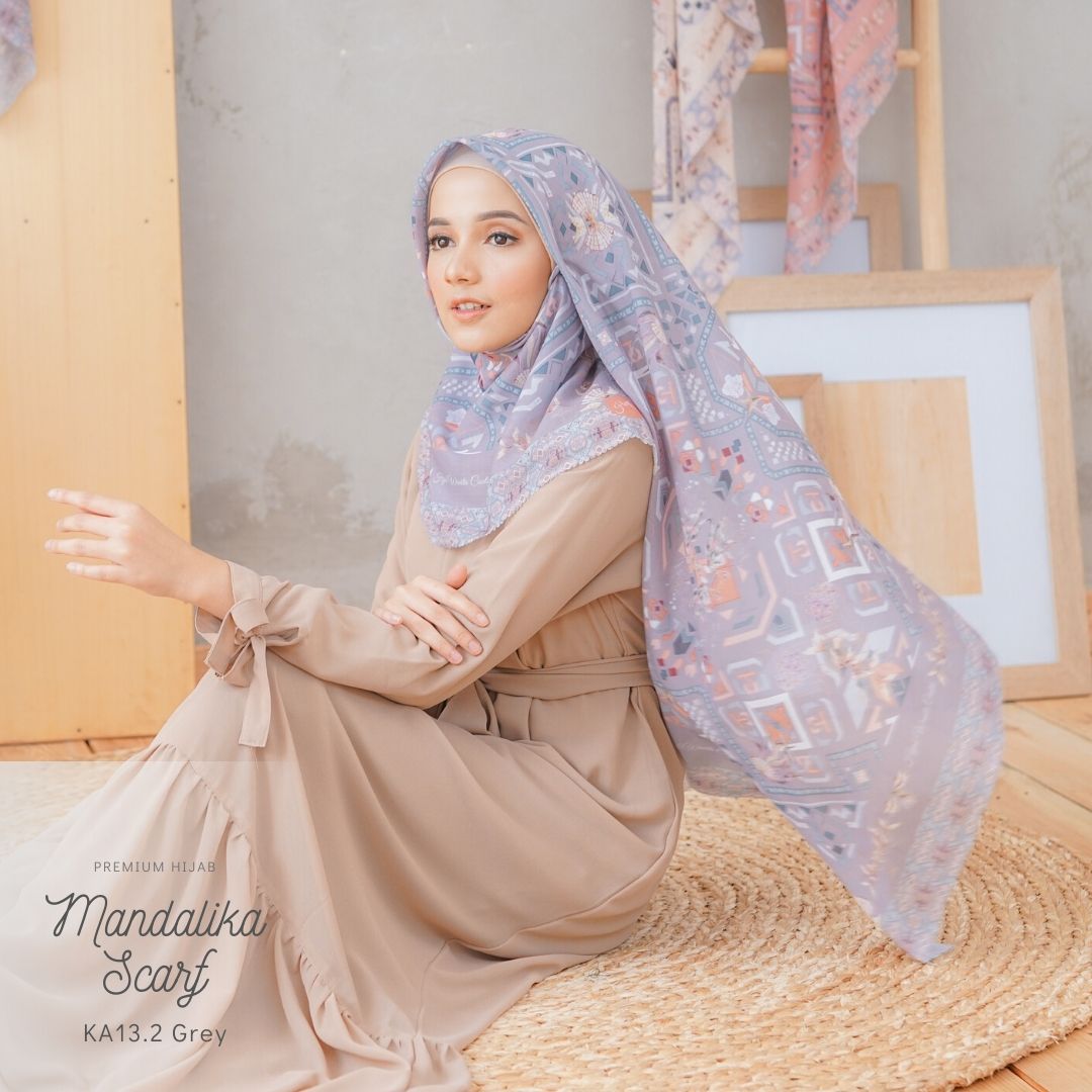 Segiempat Mandalika Scarf - KA13.2 Grey