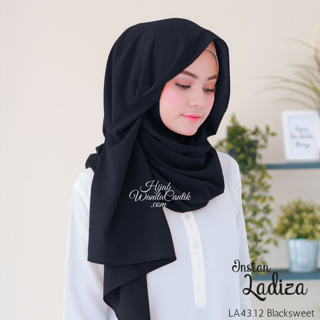 Pashmina Instan Ladiza - LA43.12 Blacksweet