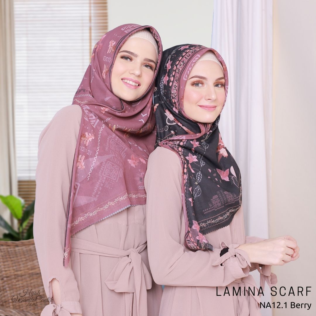 Segiempat Lamina Scarf  - NA12.1 Berry