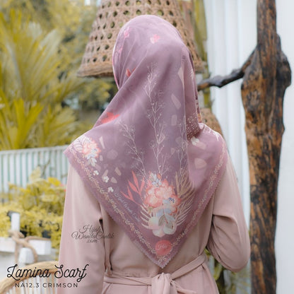 Segiempat Lamina Scarf  - NA12.3 Crimson