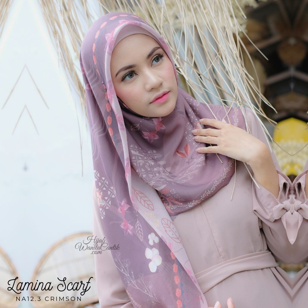 Segiempat Lamina Scarf  - NA12.3 Crimson