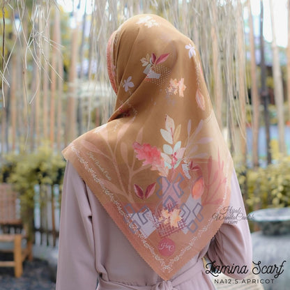 Segiempat Lamina Scarf  - NA12.5 Apricot