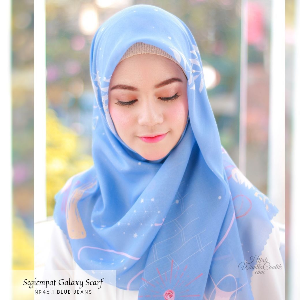 Segiempat Galaxy Scarf - NR45.1 Blue Jeans