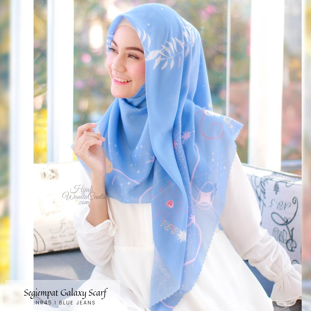 Segiempat Galaxy Scarf - NR45.1 Blue Jeans