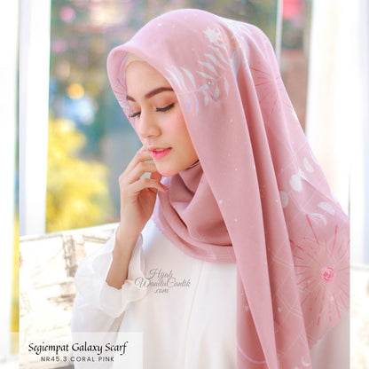 Segiempat Galaxy Scarf - NR45.3 Coral pink