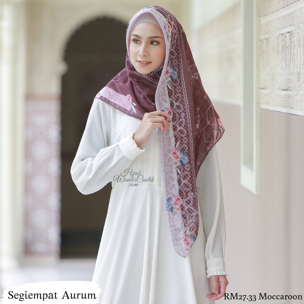 Segiempat Aurum  - RM27.33 Rayana Moccaroon