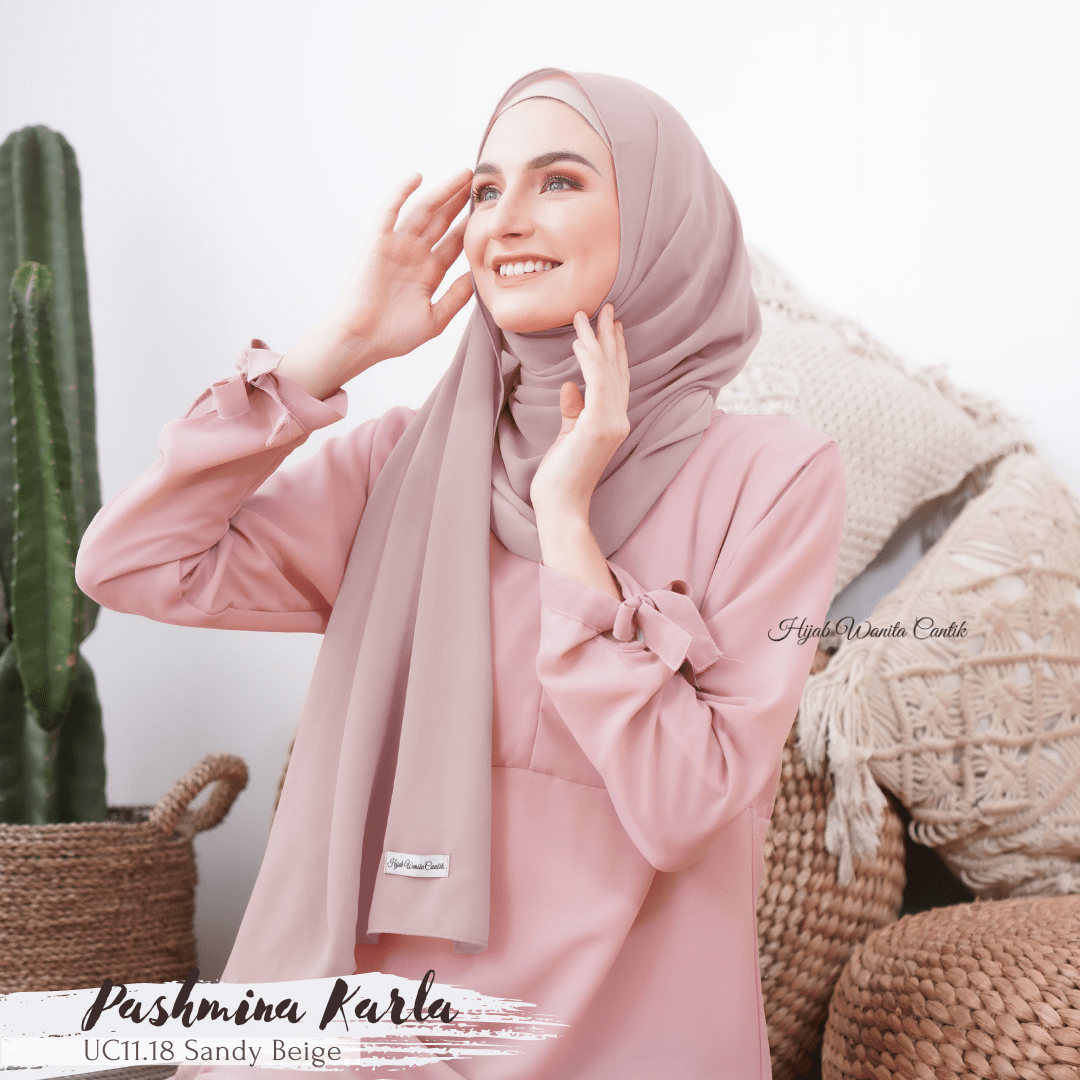 Pashmina Karla (dengan kancing) - UC11.18 Sandy Beige