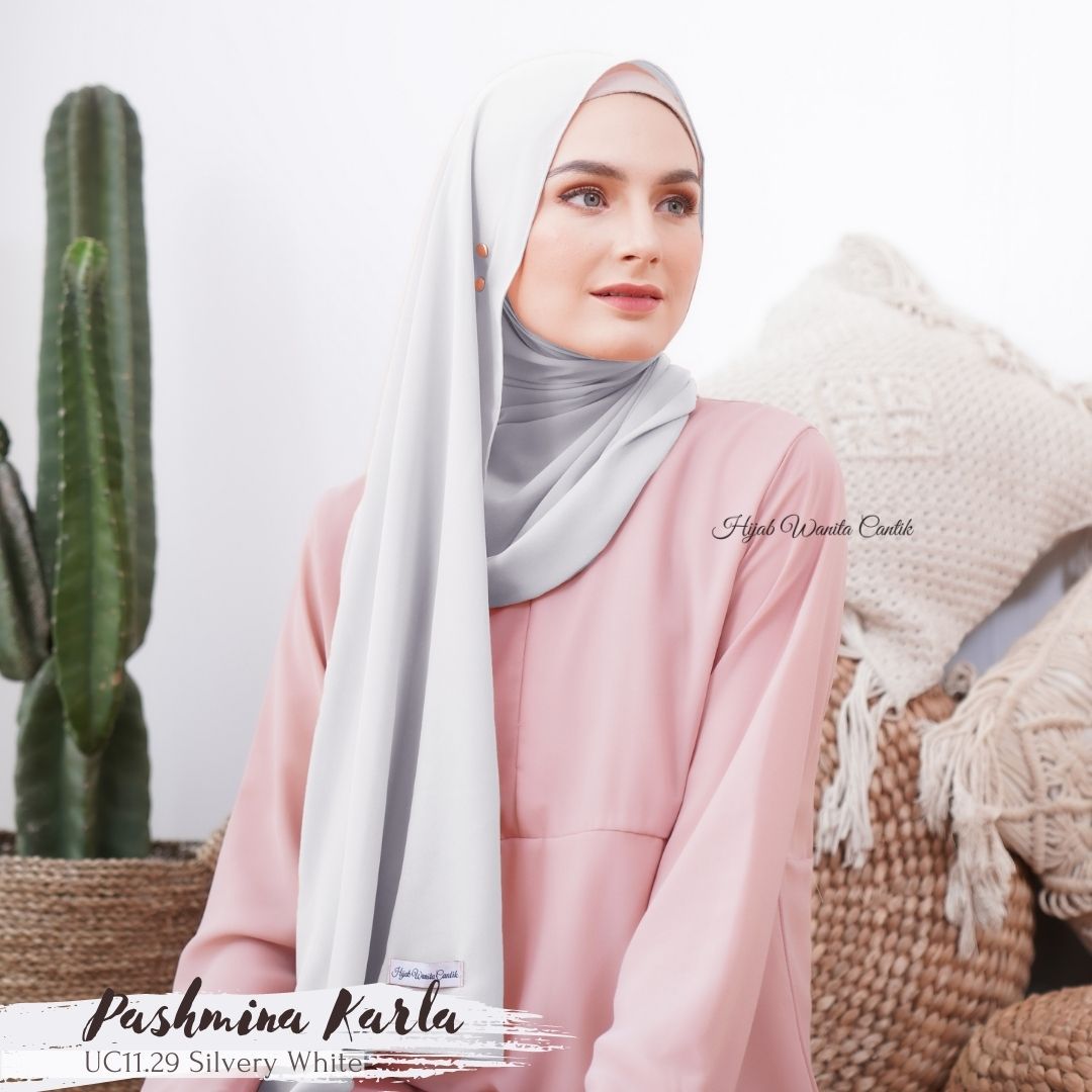 Pashmina Karla (dengan kancing) - UC11.29 Silvery White