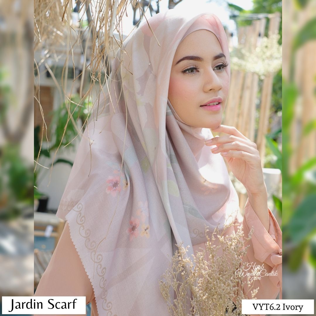 Jardin Scarf  - VYT6.2 Ivory