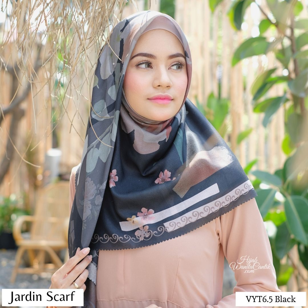 Jardin Scarf  - VYT6.5 Black