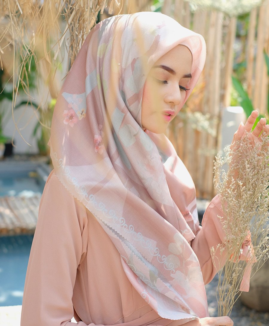 Jardin Scarf  - VYT6.3 Mocca